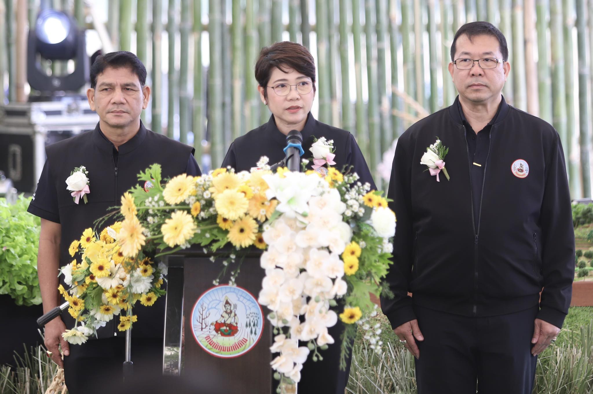 title - เลขาฯ ส.ป.ก. ร่วมงาน “ไถกลบ ตอซัง สร้างดินยั่งยืน ฟื้นสิ่งแวดล้อม”